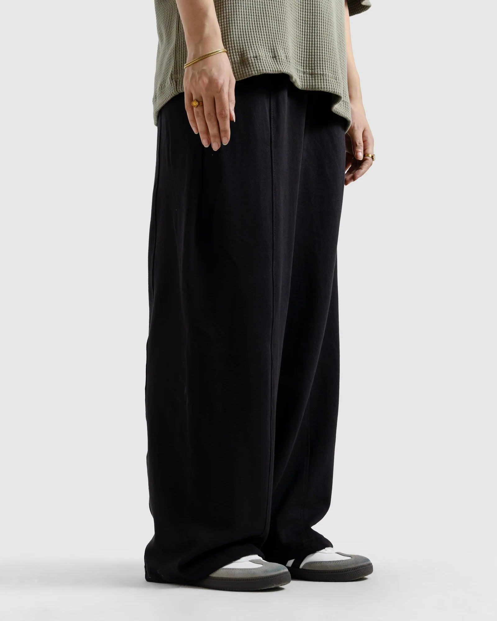 Straight-Leg   Baggy   Trousers