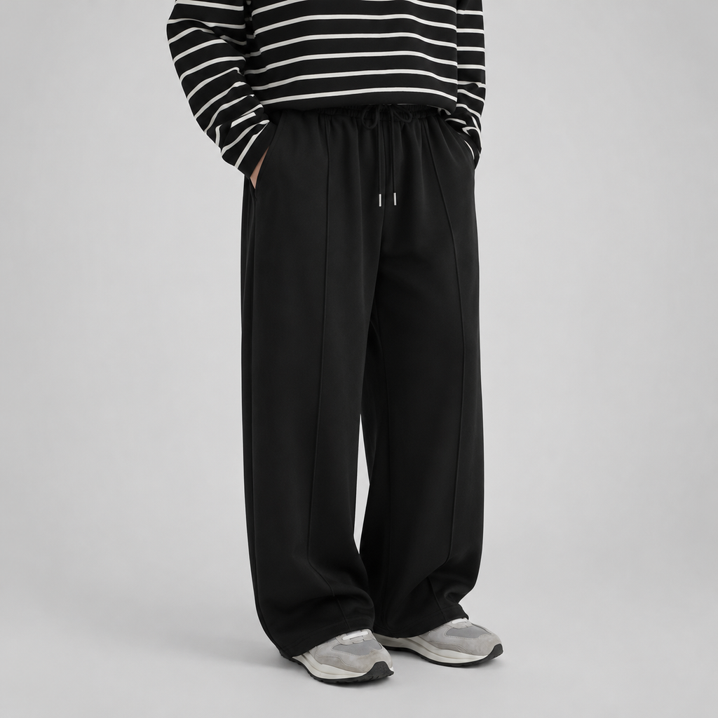 Wide-Leg Black Baggy Trouser